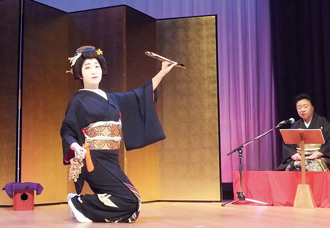 画像:芸妓